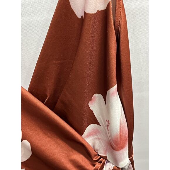 L’atiste By Amy Women Faux Orange Rust Floral Wrap Romper Size Small Sleeveless - Picture 12 of 13